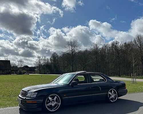 Lexus LS 400 *4.0*V8*Automatik*Sitzheizung*Airride*VIP
