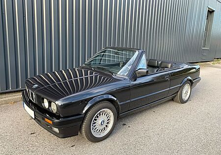 BMW 318i E30 Cabrio Shadowline E-Verdeck