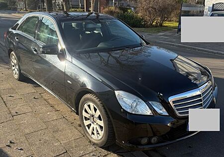 Mercedes-Benz E 220 CDI BlueEFFICIENCY -