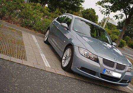 BMW 325i Top Zustand | Garagen Wagen | - E90