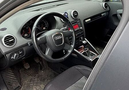 Audi A3 1.8 TFSI Ambiente Sportback Ambiente