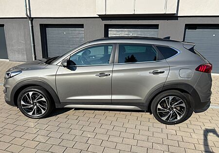Hyundai Tucson Premium 4WD Aut./Pano./360°/Leder