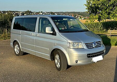 VW T5 Multivan Volkswagen Highline