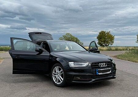 Audi A4 Avant Sline Sport Plus Panorama Alcantar