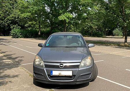Opel Astra 1.7 CDTI 59kW -