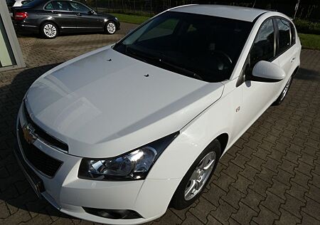 Chevrolet Cruze 1.6* 80Tkm*KLIMA*PDC*ALU*5-TÜR*TÜV 11/26*