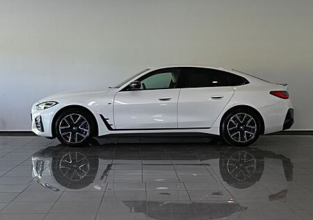 BMW i4 40 eDrive M Sport M-Bremse M-Carbon-Paket HUD