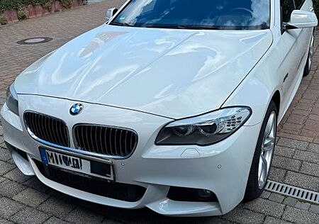 BMW 525d Autom. Touring 1.Hd M-Paket 218PS Headup