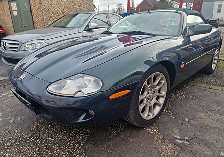 Jaguar XKR