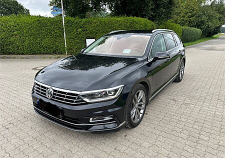 VW Passat Variant Volkswagen 2.0 TDI SCR 140kW R Line Leder