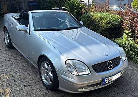 Mercedes-Benz SLK 200 Kompressor, sehr gepflegter Garagenwagen
