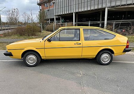 VW Passat Volkswagen CL 1,6 Benzin Oldtimer HU Gutachten