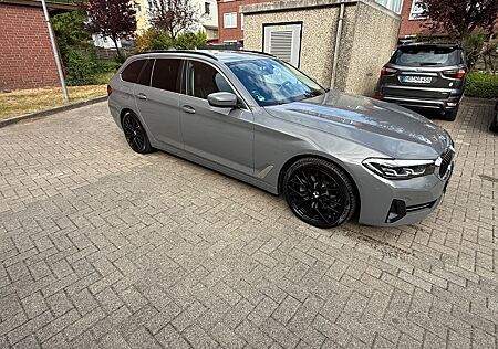BMW 520d Touring A - Facelift