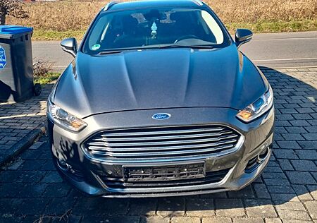 Ford Mondeo 1,5 EcoBoost .Tüv bei Kauf neu