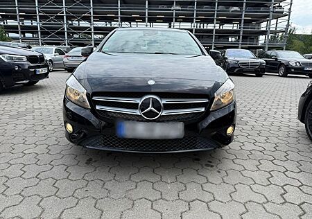 Mercedes-Benz A 200 CDI AMG Line AMG Line