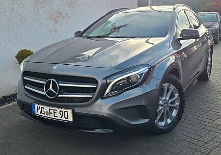 Mercedes-Benz GLA 220 CDI -Navi/Kamer/SR+WR-