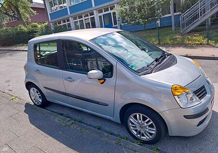 Renault Modus Authentique 1.2 16V 55kW Authentique