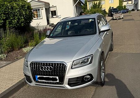Audi Q5 3.0 TDI S tronic quattro -