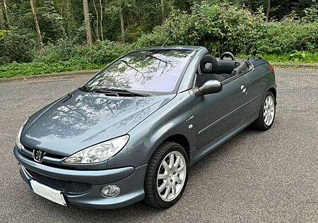 Peugeot 206 CC Sehr Gepflegt Tüv Inspektion Neu