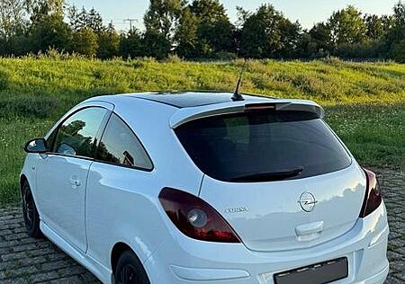 Opel Corsa 1.4 Twinport ECOTEC Edition "111 Jahre...