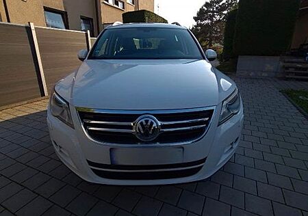 VW Tiguan Volkswagen 1.4 TSI BlueMotion Tech Trend & Fun T...