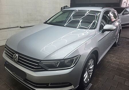 VW Passat Variant Volkswagen 1.4 TSI ACT Comfortline Varia...