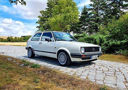 VW Golf Volkswagen 2 GL