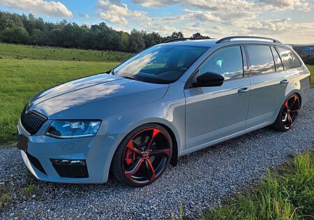 Skoda Octavia 2.0 TDI RS Combi RS