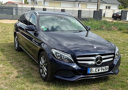 Mercedes-Benz C 220 CDI 4MATIC T AVANTGARDE Autom. AVANTGARDE