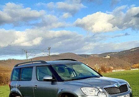 Skoda Yeti 2.0 TDI 81kW | Panorama + AHK