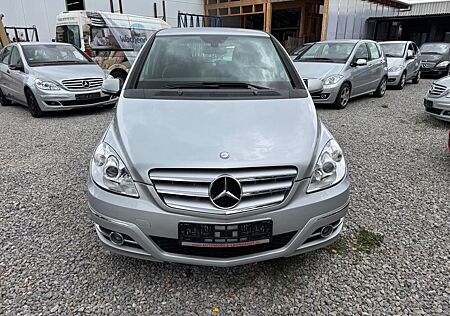 Mercedes-Benz B 150 B -Klasse Sportpaket