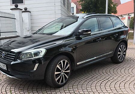 Volvo XC 60 XC60 D5 AWD Summum Geartronic Summum