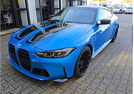 BMW M4 Competition 1 of 19 - Voodooblau