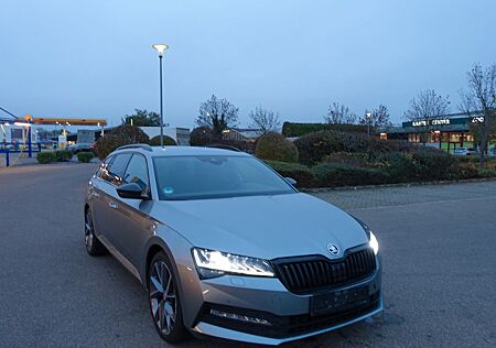 Skoda Superb Combi Sportline2,0TDI DSG Matrix Navi SHZ