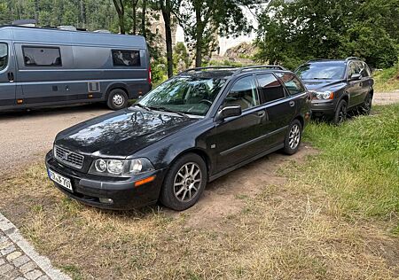 Volvo V40 1.9 abzugeben - Bastler oder Export