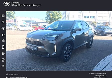 Toyota Yaris Cross Hybrid FWD Team Deutschland