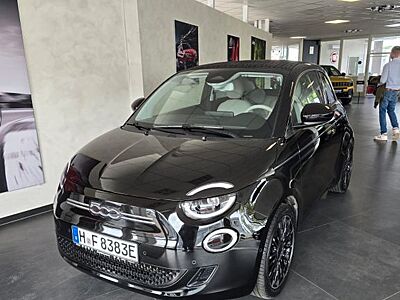 Fiat 500e "la Prima" Cabrio 42 kWh Leder SHZ Alarm