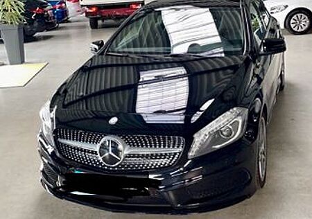 Mercedes-Benz A 160 AMG Line AMG Line