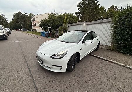 Tesla Model 3 Hinterradantrieb RWD RWD