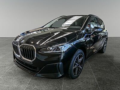 BMW 218 Active Tourer Park-Assistent HUD AHK-klappba