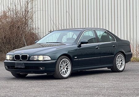 BMW 540i *Leder*Xenon*Automatik*Scheckheft*Limousine*