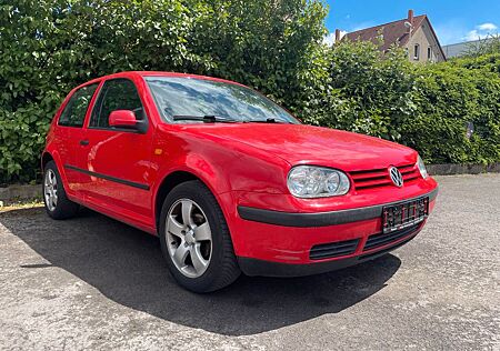 VW Golf Volkswagen 1.6 Basis
