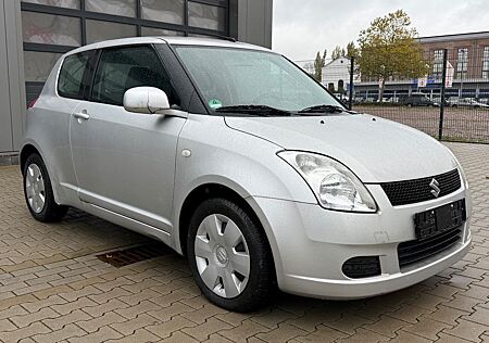 Suzuki Swift gebraucht kaufen Suzuki Swift Lim. WENIG KM *