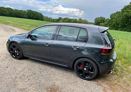 VW Golf Volkswagen 2.0 TSI GTI GTI