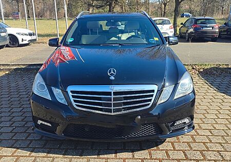 Mercedes-Benz E 350 T CDI 4MATIC BlueE. - Standhei. - AMG - TÜ