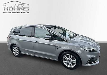 Ford S-Max Titanium