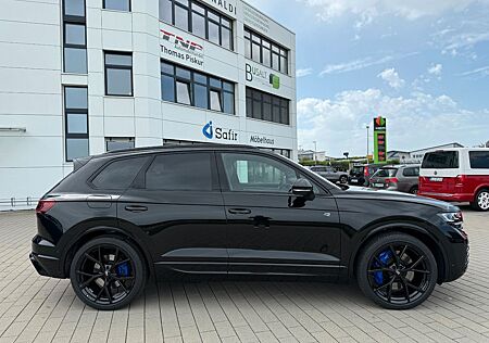 VW Touareg Volkswagen R eHYBRID+AHK+PANO+DYNAUDIO+STH