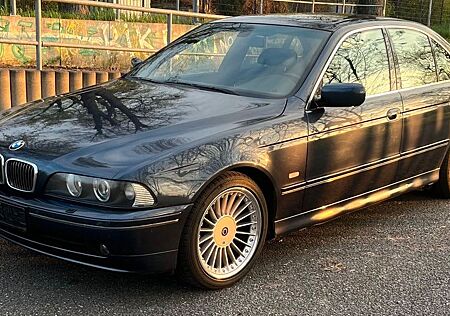 BMW 540i A E39 4,4 V8 Doppelglas Rollos