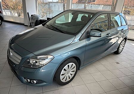 Mercedes-Benz B 220 CDI / AHK.AUT.NAV.RFK.