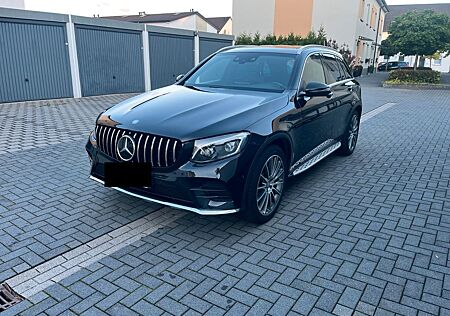 Mercedes-Benz GLC 250 d 4MATIC AMG Line Autom. AHK